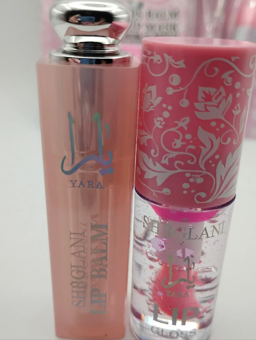 Yara pink lip